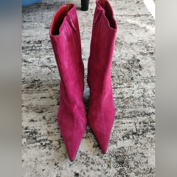 Lilly Pulitzer Magenta Suede Heeled Boots 8.5 - Picture 7 of 15